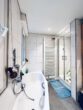 Großzügiges DG-Wohnen mit 3 Zimmer, Balkon, inkl. EBK und Garage - Bad