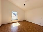 2-Zimmer-Penthousewohnung (bezugsfrei) mit Dachterrasse, EBK, Aufzug, TG-Stellplatz + Wallbox - Schlafen
