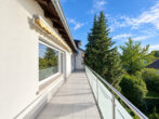 Modernisierte 4-Zimmer-Wohnung im 1. OG mit großem Balkon – HD-Handschuhsheim - Balkon