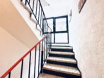 3-Zimmer DG-Eigentumswohnung mit Balkon und Stellplatz - Treppenhaus