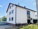 Vermietetes Mehrfamilienhaus mit 4 Wohneinheiten in ruhiger Feldrandlage - Nordansicht