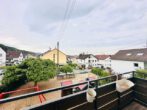 Vermietetes Mehrfamilienhaus mit 4 Wohneinheiten in ruhiger Feldrandlage - 1. OG links Aussicht