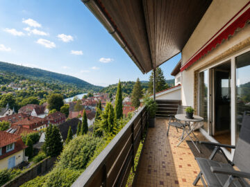 4 Zimmer Wohnung mit tollem Blick über den Neckar in HD-Ziegelhausen, 69118 Heidelberg / Ziegelhausen, Etagenwohnung
