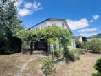 Viel Platz für Ihre Wohnideen: Reihenendhaus mit großem Garten und Zusatzfläche - Hausansicht