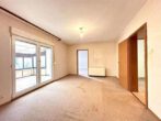 Einfamilienhaus mit Nebengebäuden auf großzügigem Areal (ca. 4.700 m²) in Hohensachsen - Wohnzimmer