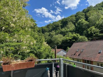Großzügiges DG-Wohnen mit 3 Zimmer, Balkon, inkl. EBK und Garage, 69221 Dossenheim, Dachgeschosswohnung