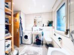 Großzügiges DG-Wohnen mit 3 Zimmer, Balkon, inkl. EBK und Garage - Bad