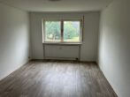Bezugsfreie 4-Zimmer Wohnung im Hochparterre - Zimmer 1