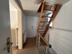 Für Liebhaber besonderer Immobilien: Kleines Einfamilienhaus mit 3 Zimmer - Flur OG
