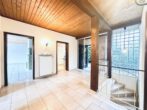 Familienidyll mit Ausblick in Altenbach: Haus mit Einliegerwohnung und flexibler Nutzung - Eingangsbereich