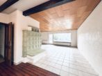 Familienidyll mit Ausblick in Altenbach: Haus mit Einliegerwohnung und flexibler Nutzung - Wohnzimmer