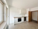 Bezugsfreie 3-Zi.-Wohnung (2. OG) mit gepflegter Ausstattung und Einbauküche–zentral in Dossenheim - Küche
