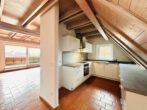 3-Zimmer Wohnung im DG mit Dachterrasse, neuer Einbauküche und KFZ-Stellplatz - Küche