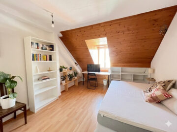 Vermietete 3-Zimmer Altbau-Idylle unter dem Dach in der Heidelberger Weststadt, 69115 Heidelberg, Dachgeschosswohnung