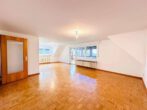 Dachgeschoßwohnung mit der Möglichkeit zur Umwandlung für mehr Platz - Wohn-u. Esszimmer