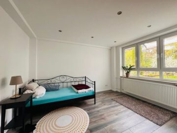 Schriesheim-Altenbach: Moderne 2-Zimmer Wohnung mit sonniger Terrasse und KFZ-Stellplatz, 69198 Schriesheim / Altenbach, Etagenwohnung