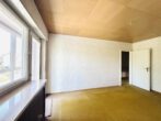 Viel Platz für Ihre Wohnideen: Reihenendhaus mit großem Garten und Zusatzfläche - Zimmer OG