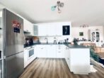 3-Zimmer-Wohnung mit Balkon und KFZ-Stellplatz im Herzen von Dossenheim - Küche